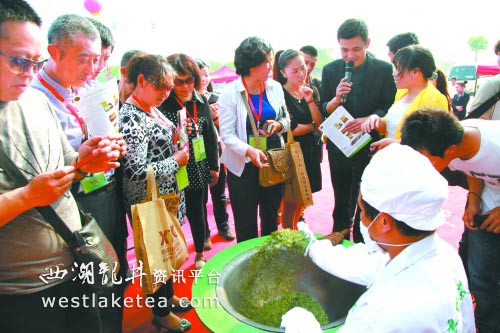 信阳国际茶城开业 中原茶业航母扬帆起航