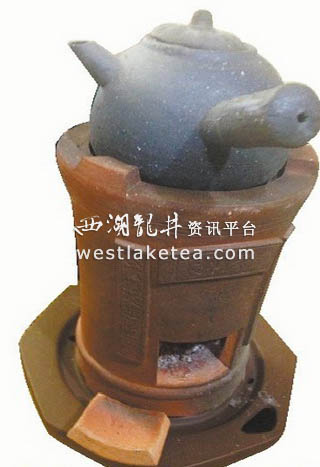 红泥炉 橄榄炭,古老的潮汕茶道